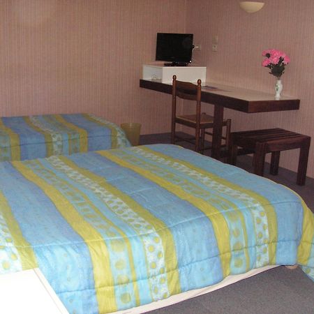Hotel Du Parc Thonac 외부 사진